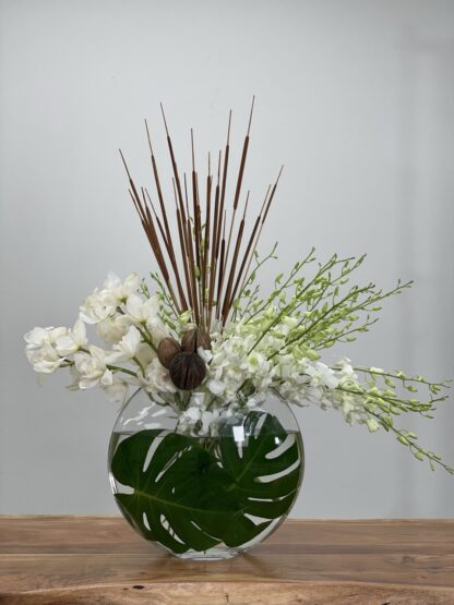 Fiancee Centerpiece - Image 4